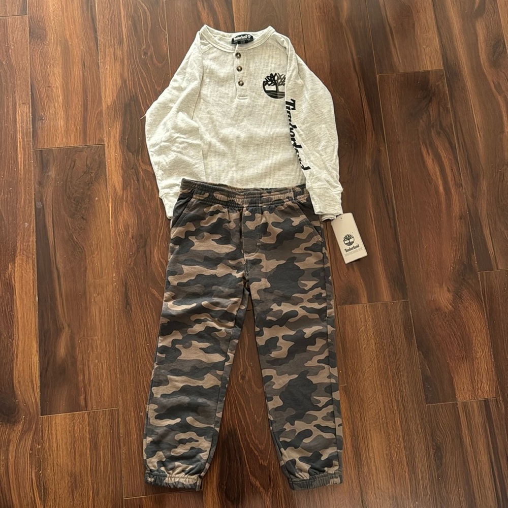 4T Timberland 2 piece set
